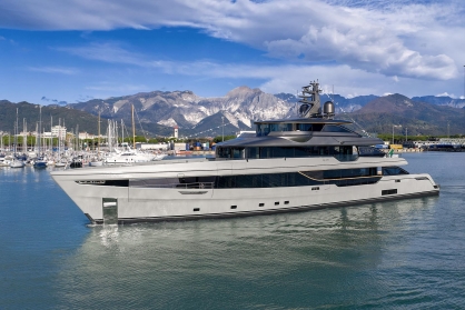 Admiral Yachts Launches First Panorama 50: A Masterpiece of Semi-Custom Design